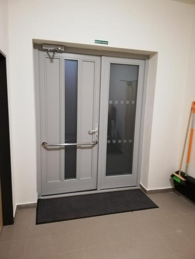 Apartmany Ricky Ii. المظهر الخارجي الصورة