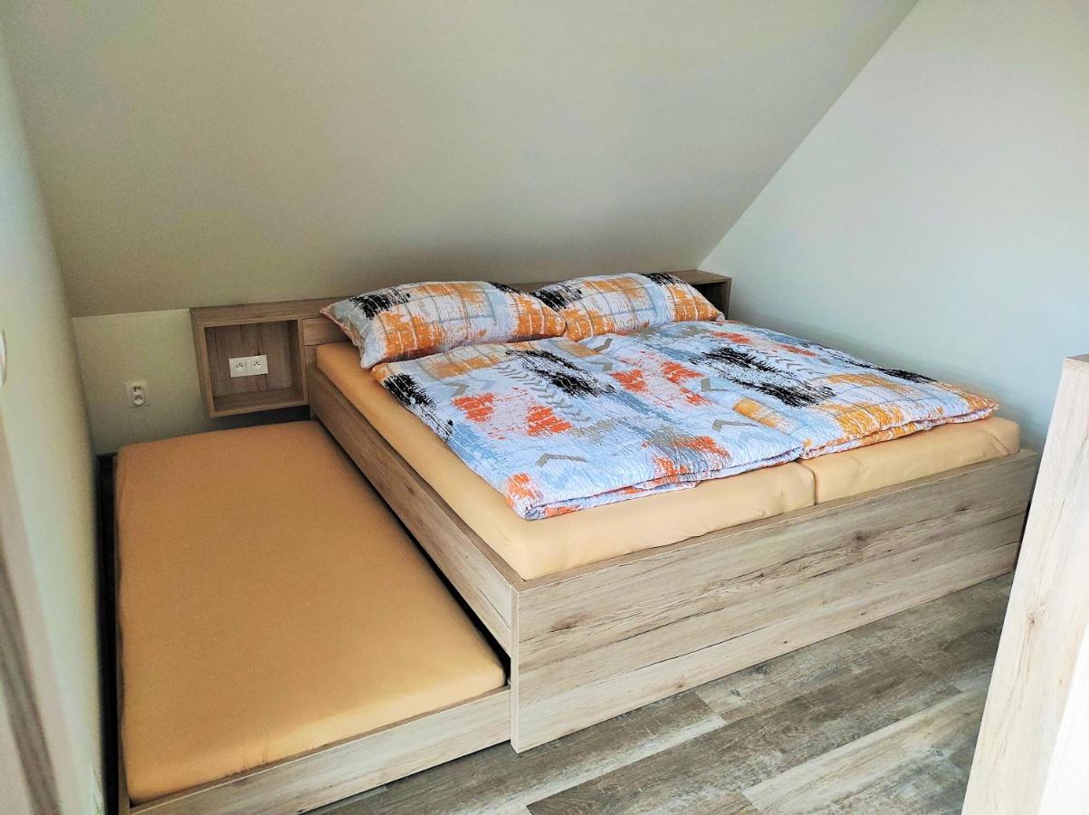 Apartmany Ricky Ii. المظهر الخارجي الصورة